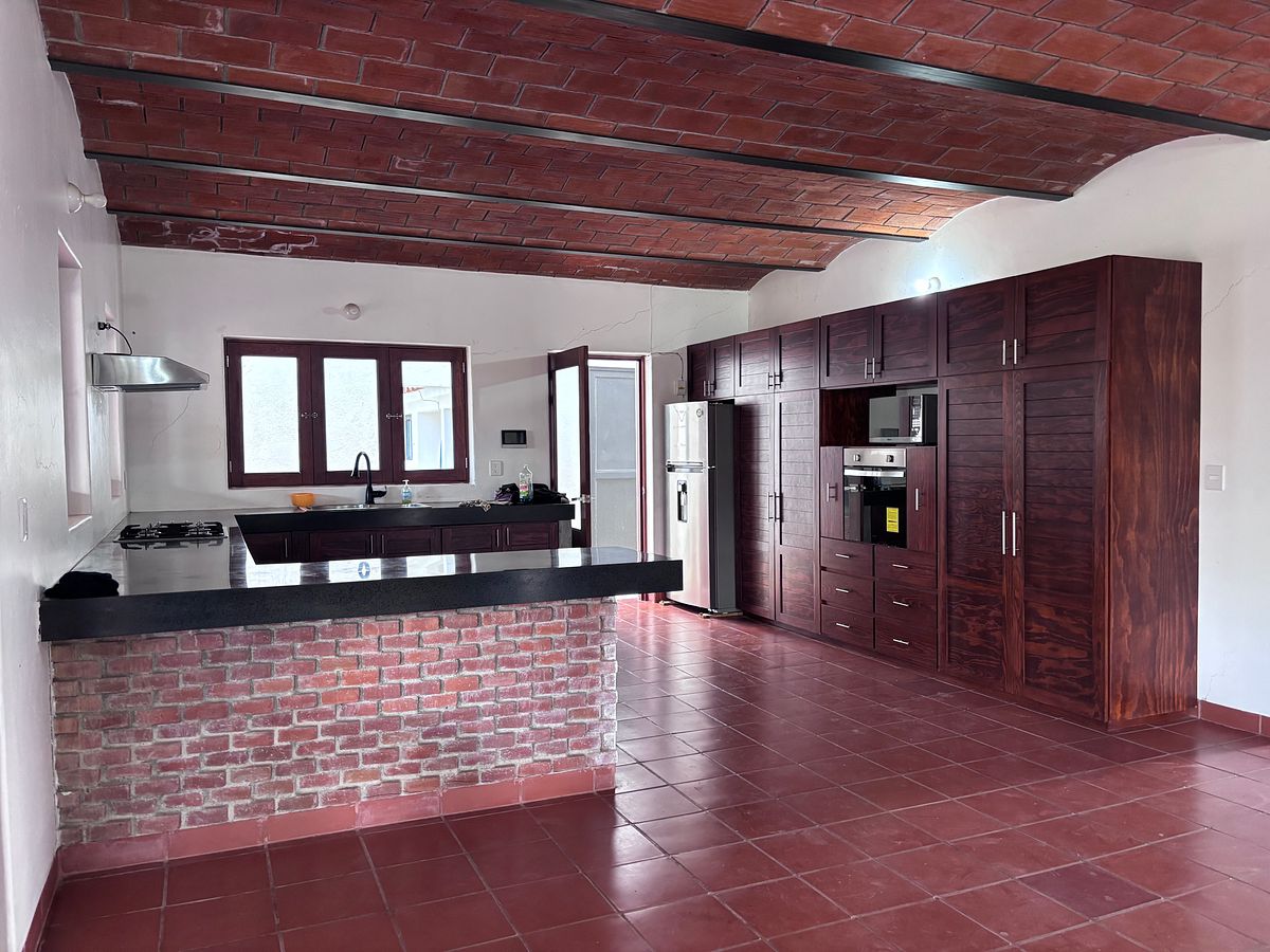 3 de 19: Cocina planta baja