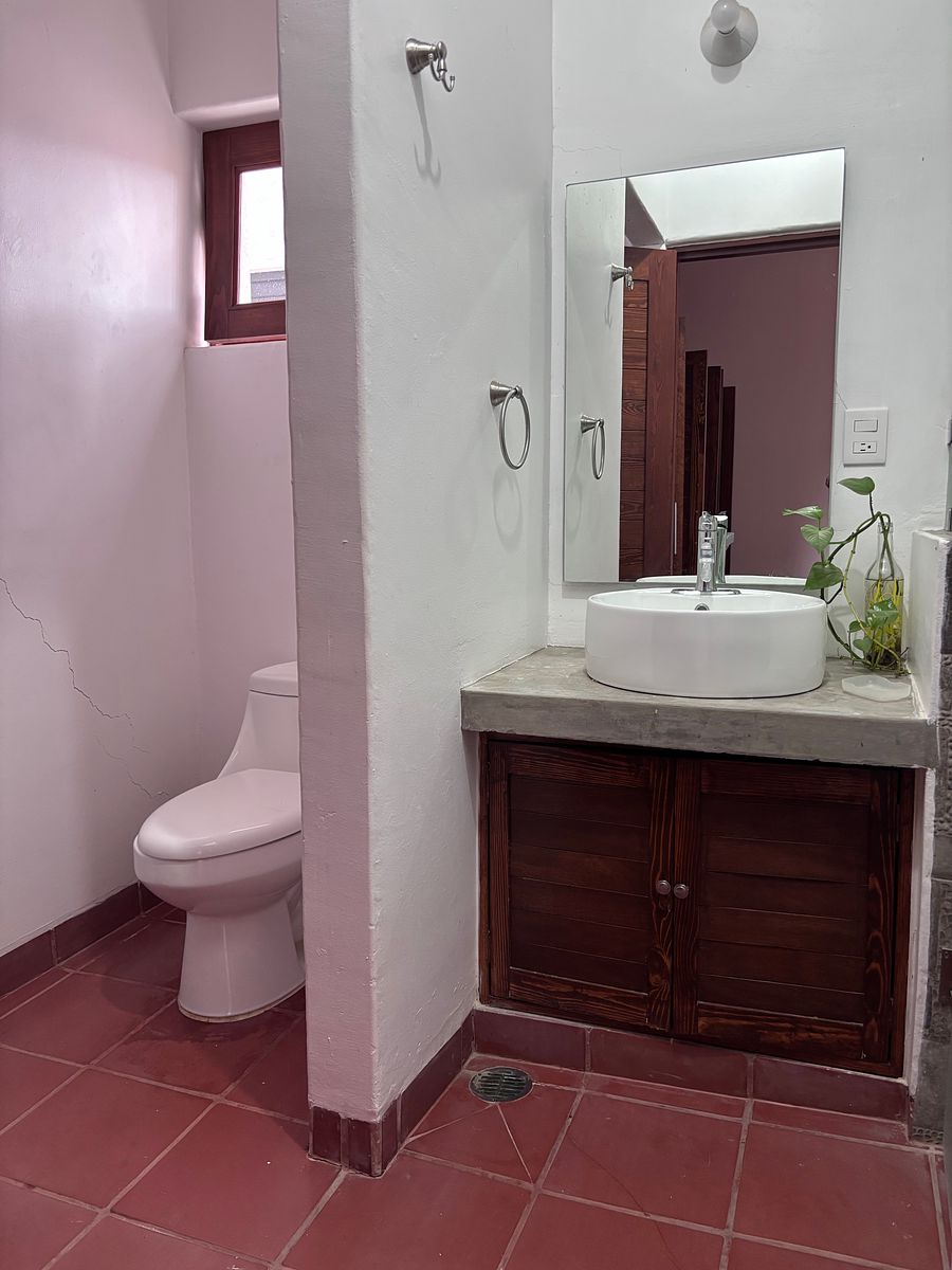 5 de 19: Baño recámara planta baja