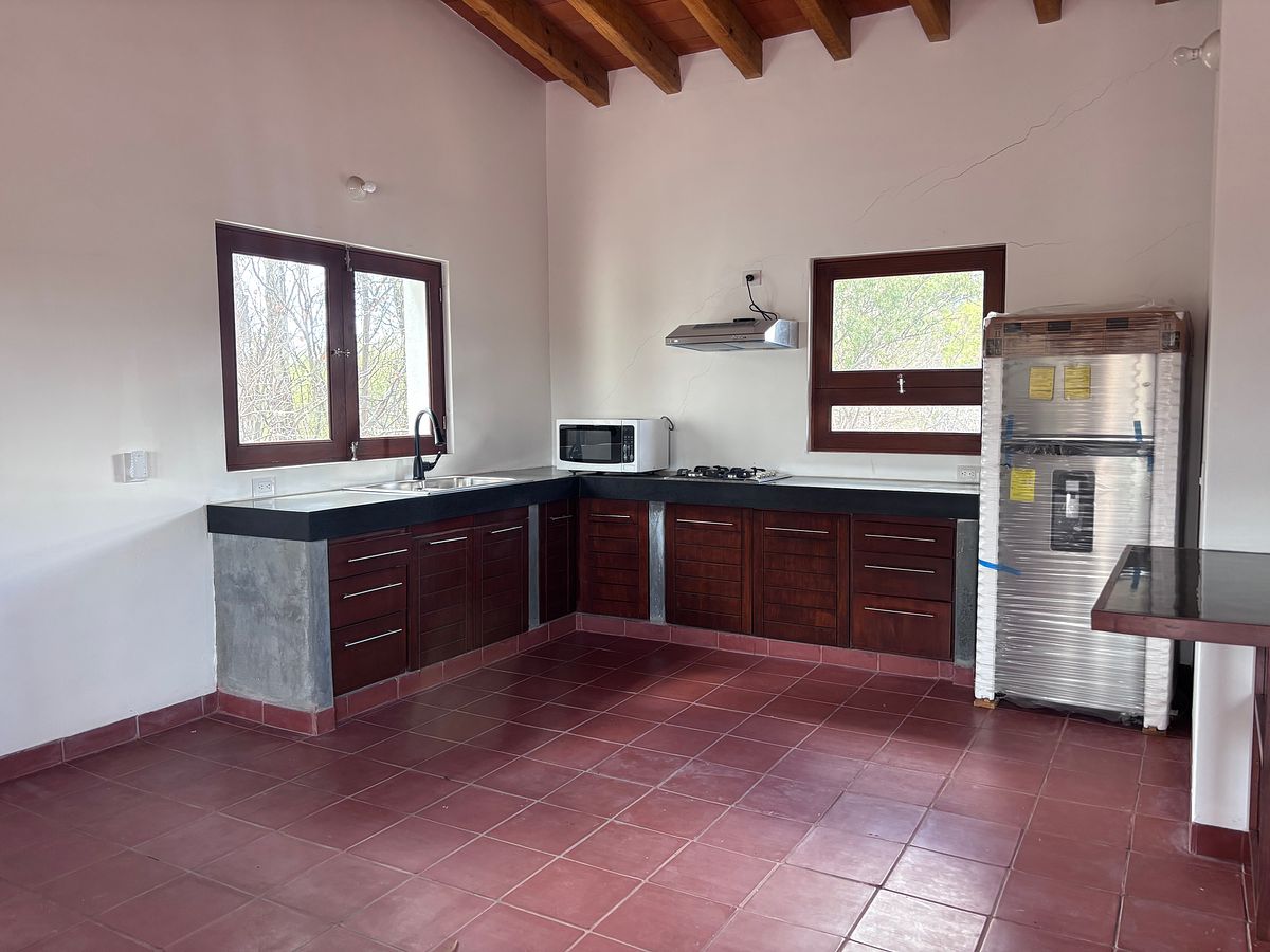 13 de 19: Cocina segunda planta