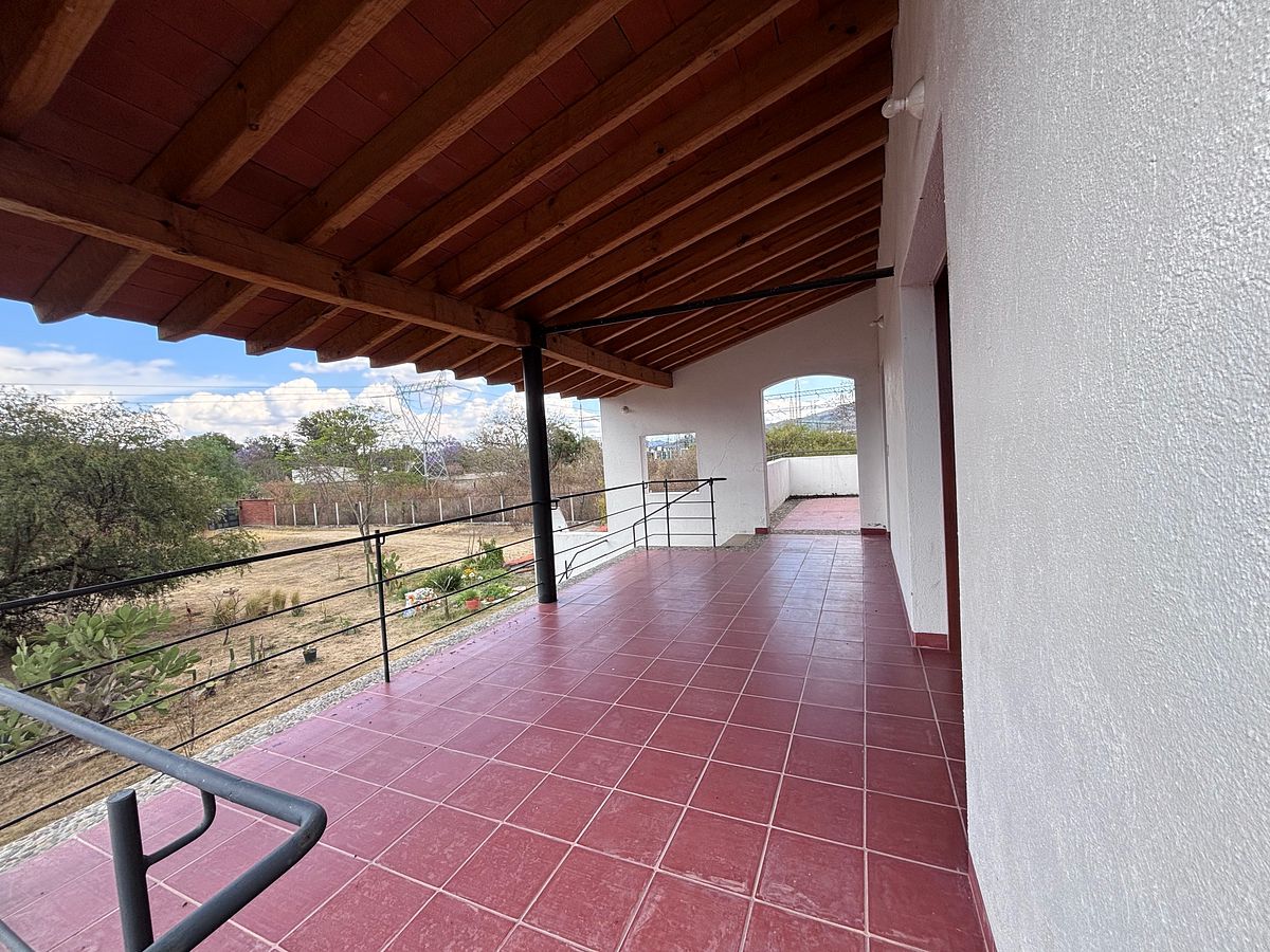 14 de 19: Terraza frente 2a planta