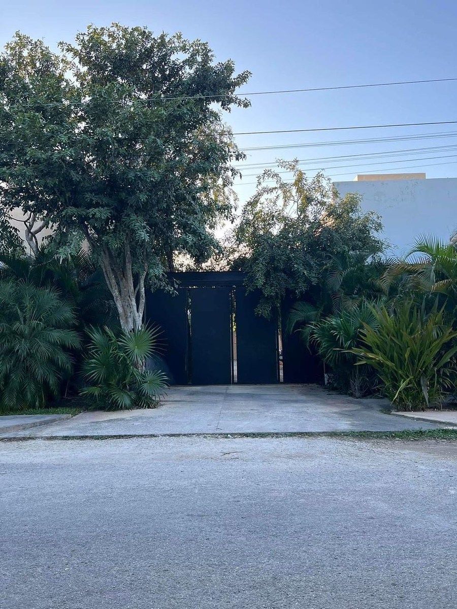 1 of 22: Fachada desarrollo (exterior)