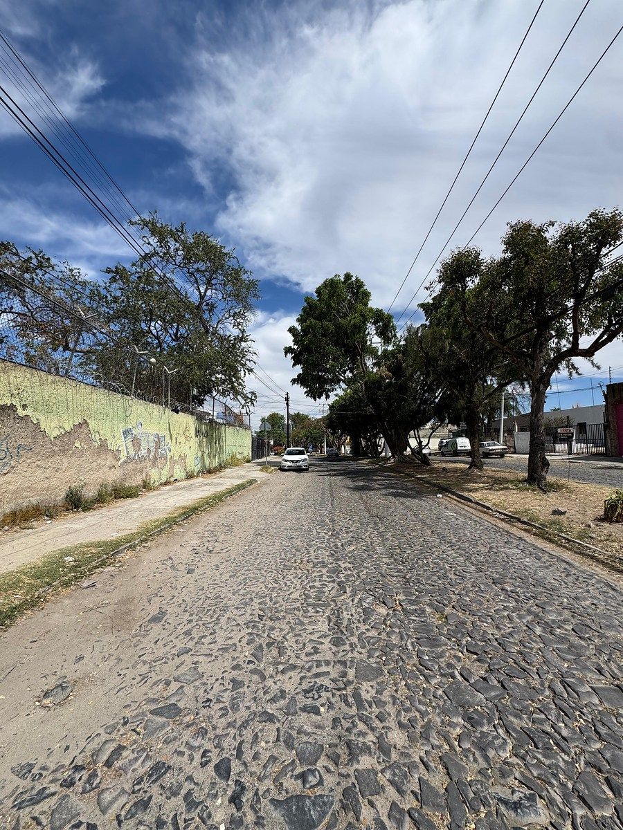TERRENO EN VENTA EN CIUDAD GRANJA - foto 3