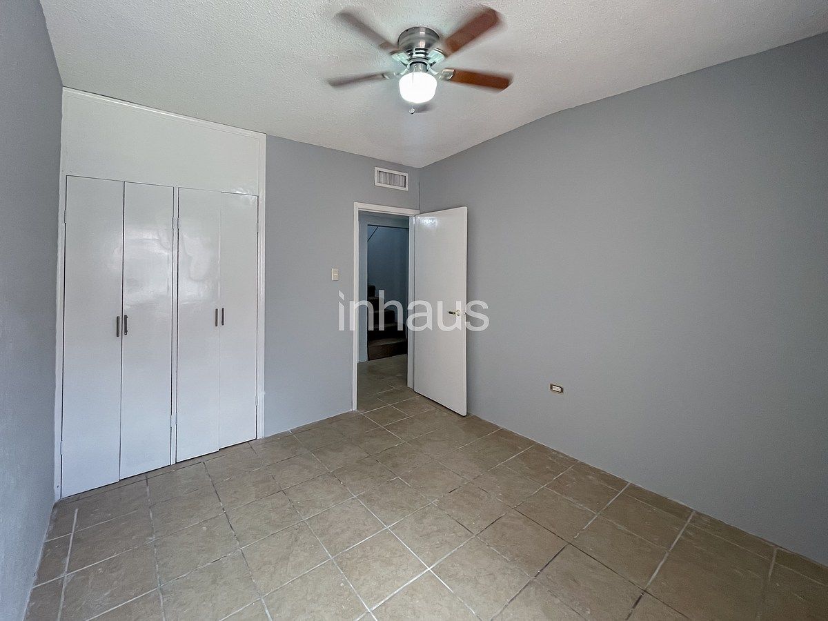 11 of 17: Recámara en planta baja