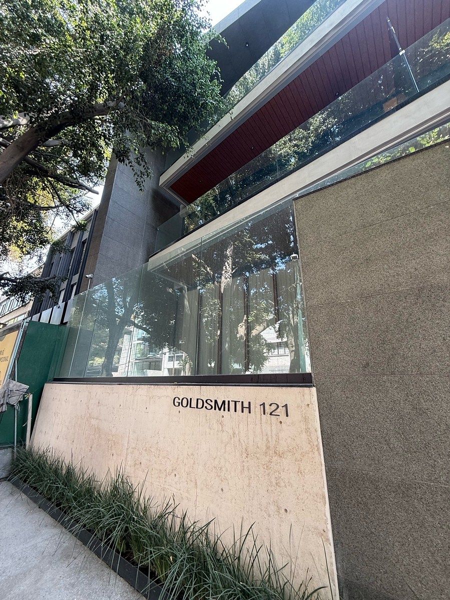 2 de 23: Departamento en venta en Goldsmith