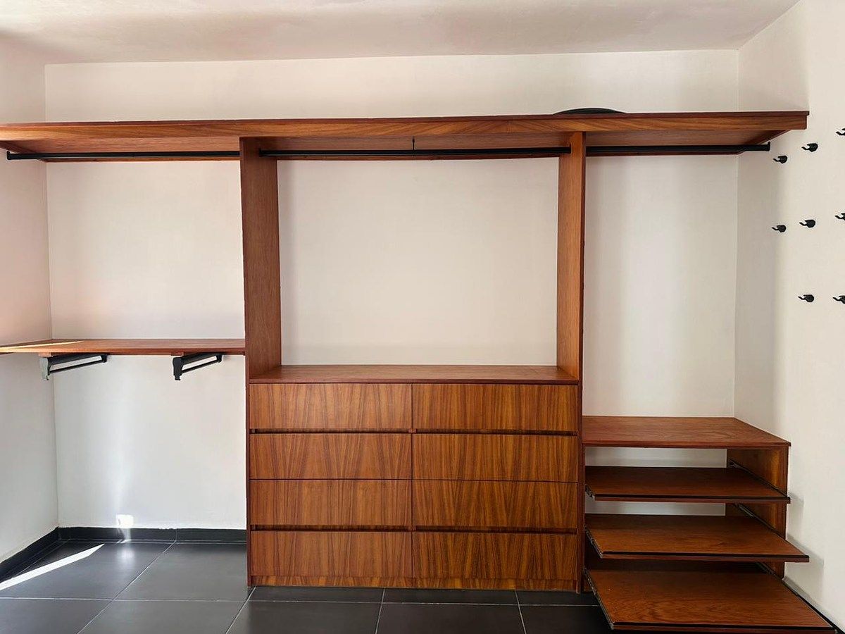 9 de 15: CLOSET RECAMARA