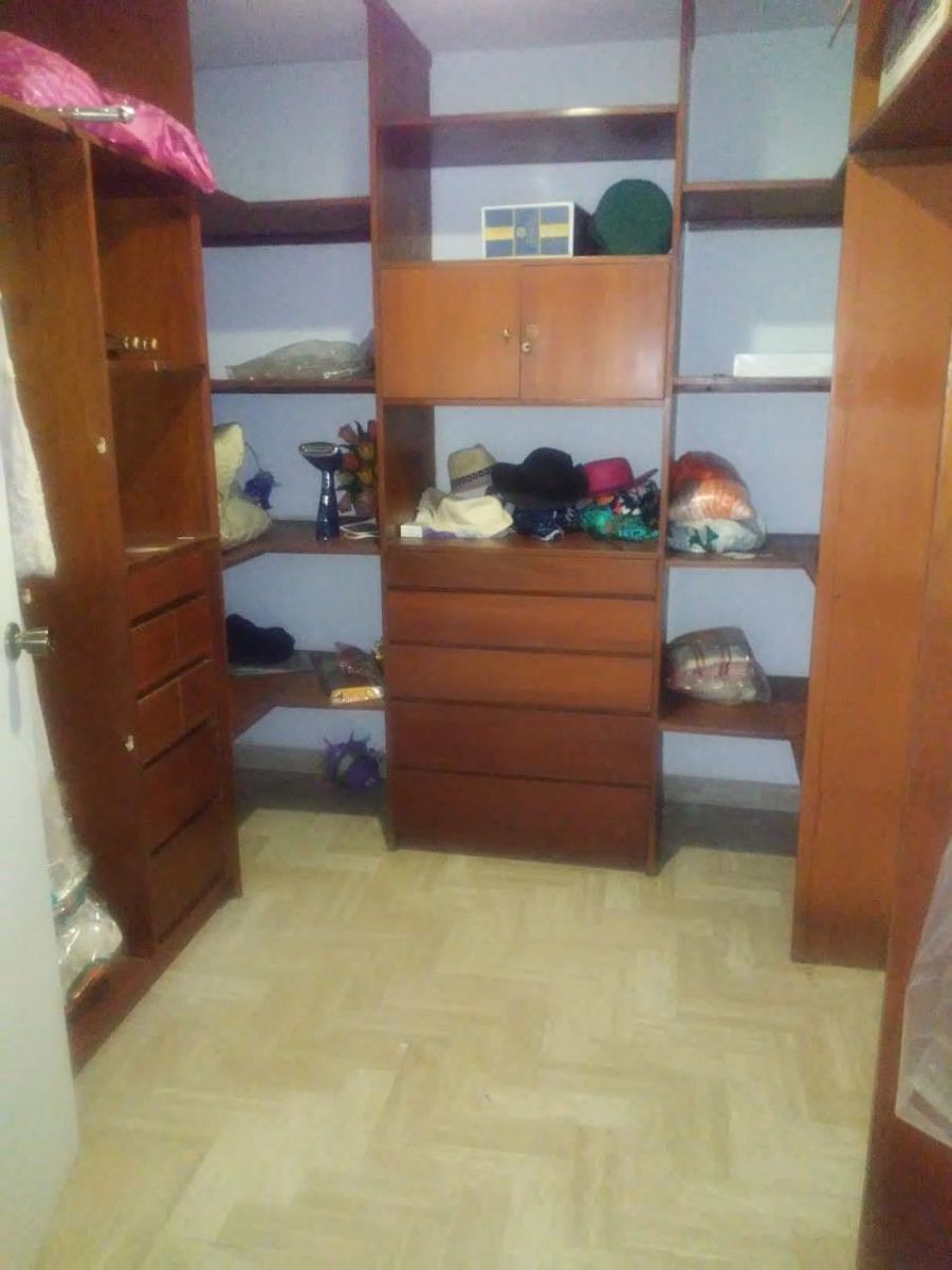34 de 48