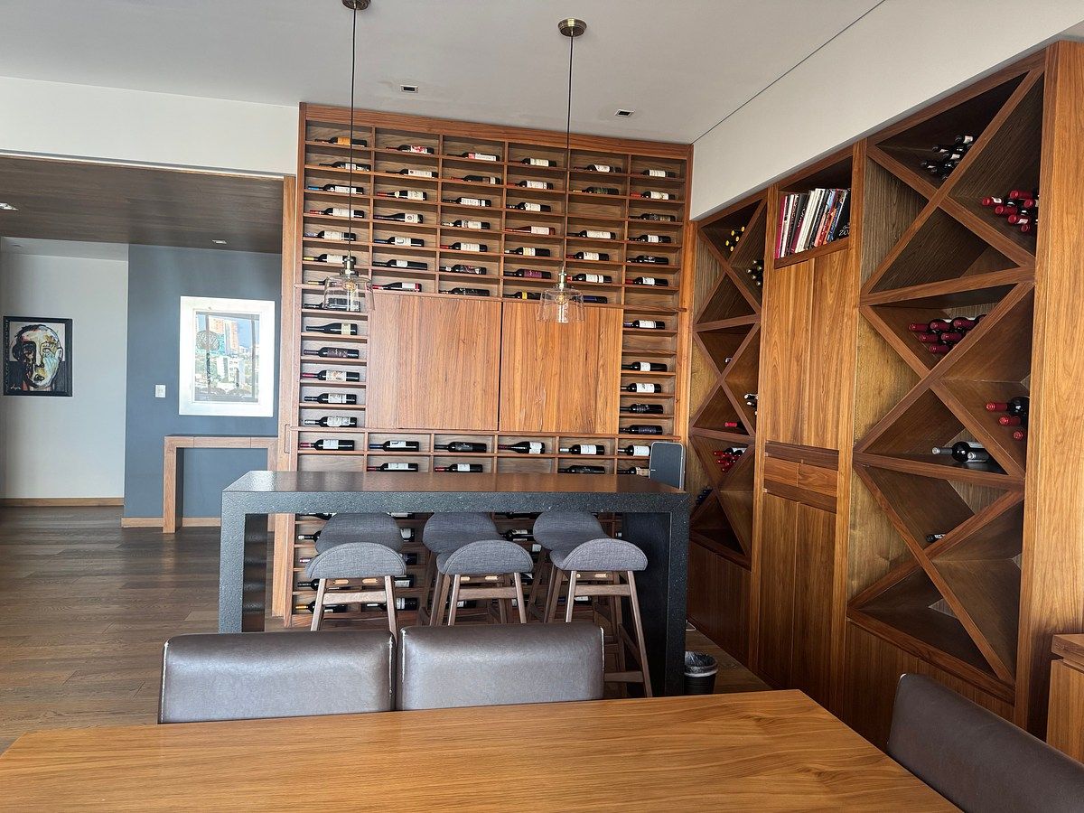 5 of 50: Cantina y Cava