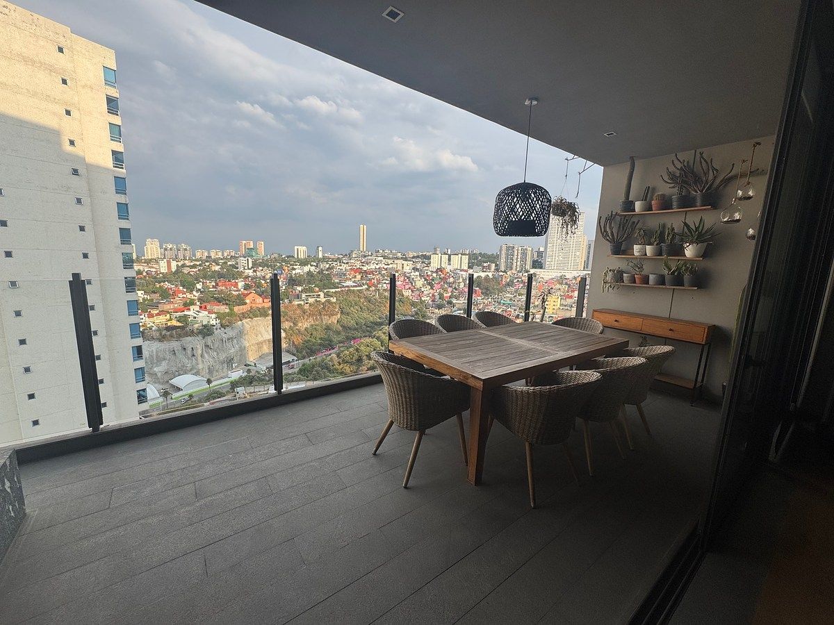 7 of 50: Comedor de la Terraza