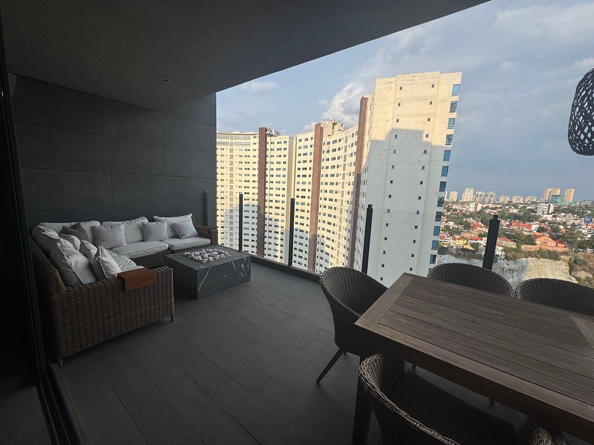 10 de 48: Sala de la Terraza