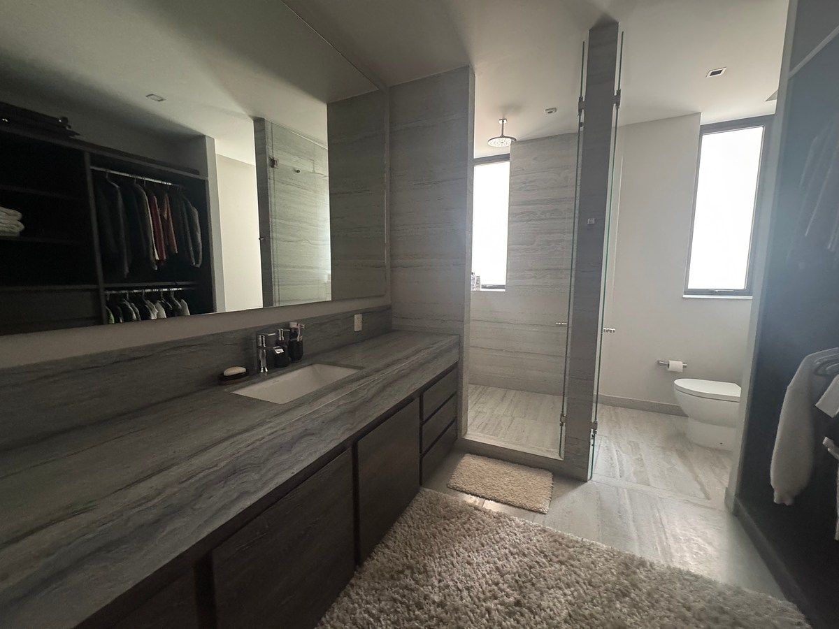 17 de 48: baño de recamara