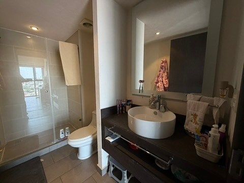 Baño principal, foto 12 de 29