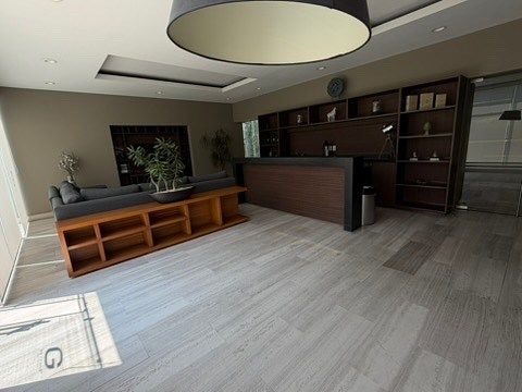 Salón de adultos, foto 21 de 29