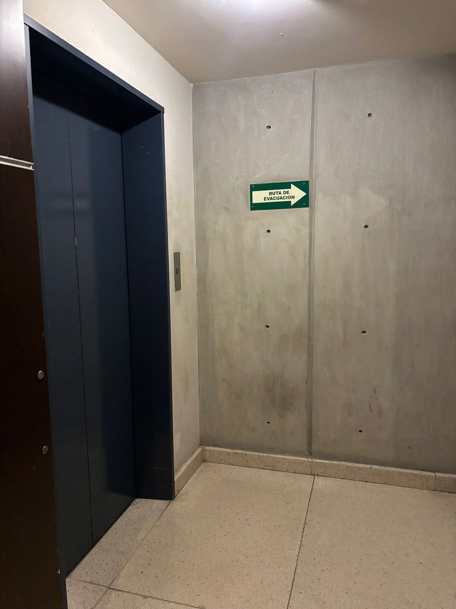 Elevador de Servicio, foto 37 de 39