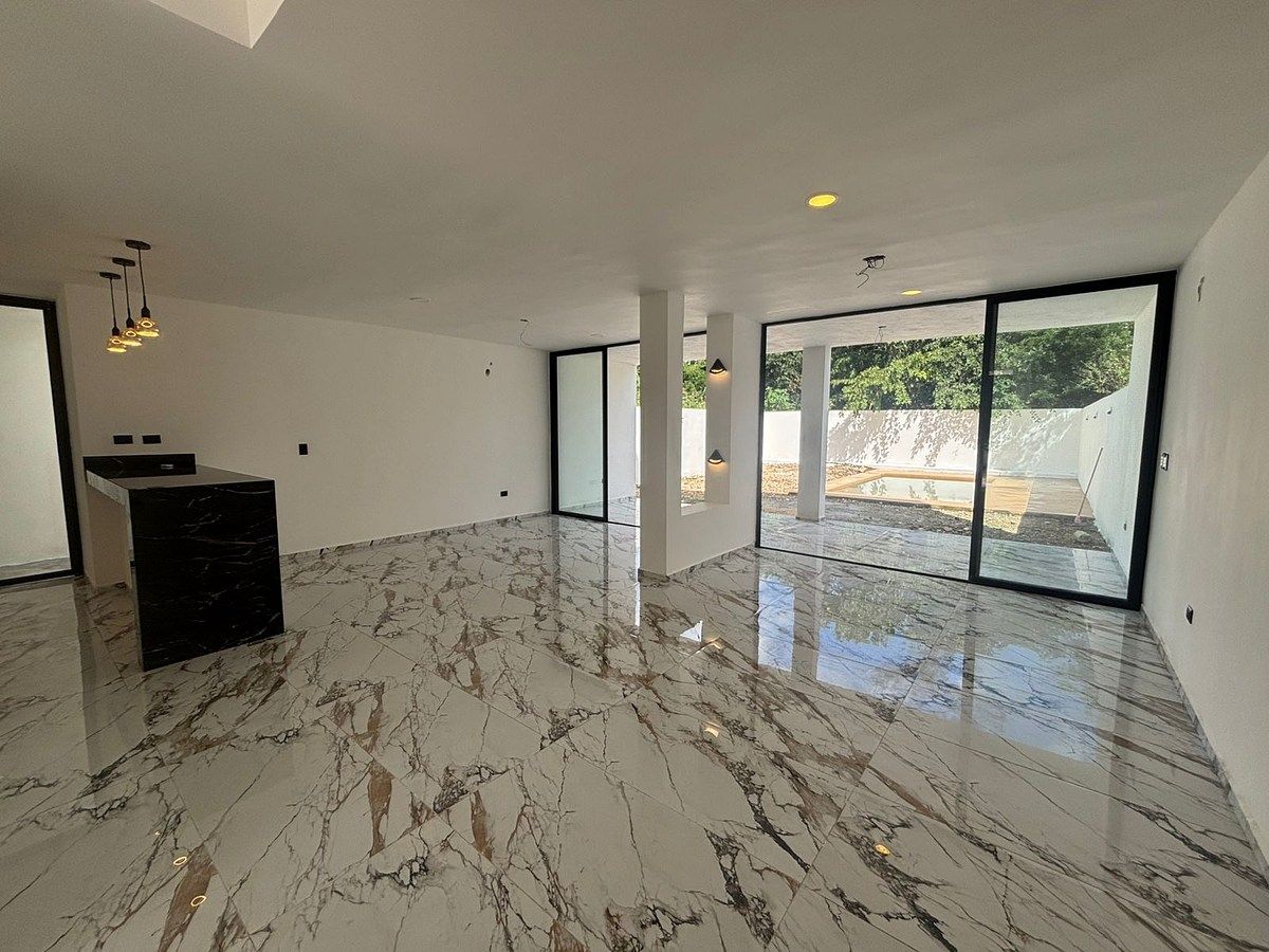 2 de 24: Sala, Comedor y Cocina