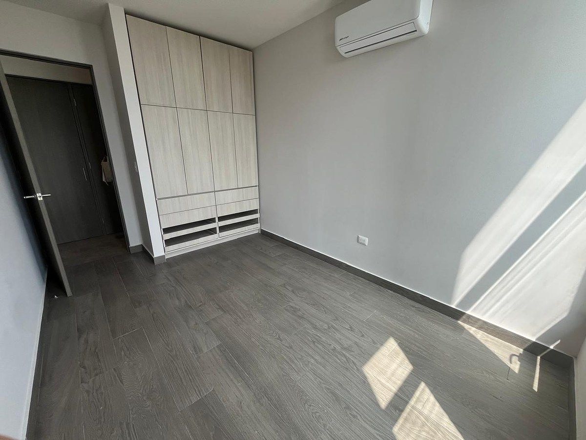 Apartment in Vía Cordillera, Santa Catarina, photo 14 of 17