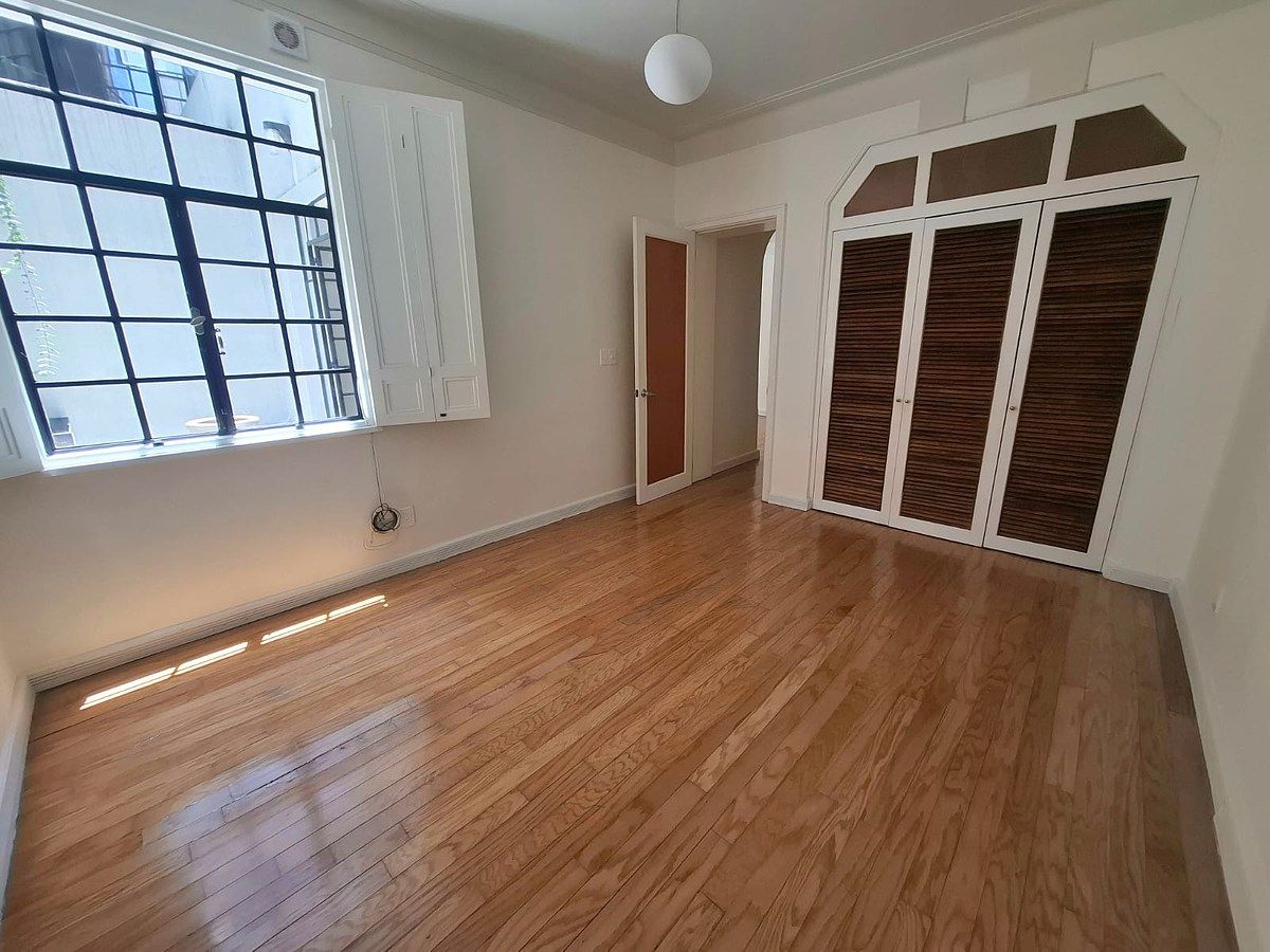 7 de 18: Cuarto principal