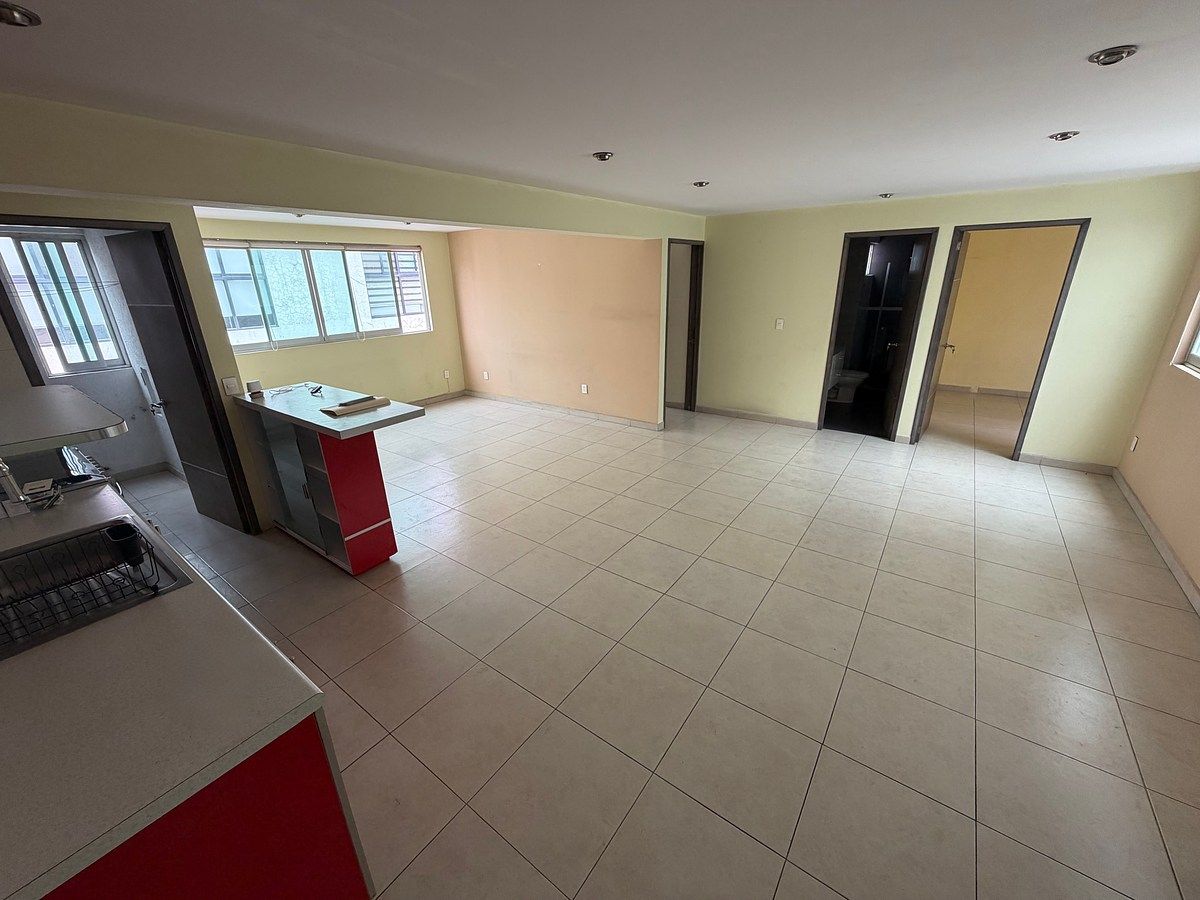 2 of 16: Estancia sala y comedor