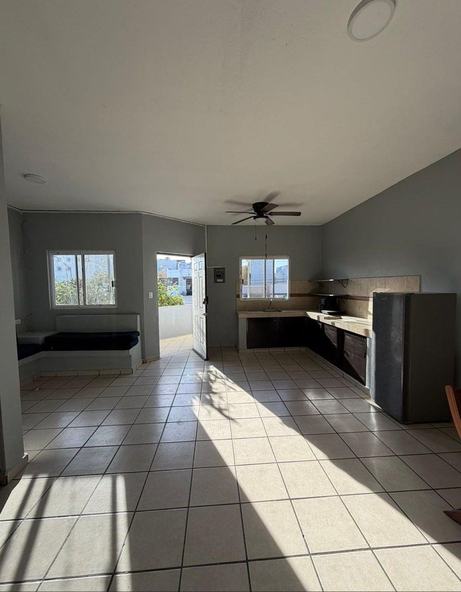 1 de 12: Sala Comedor