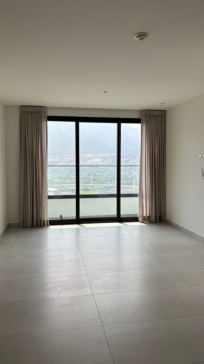 3 de 16: Área sala-comedor