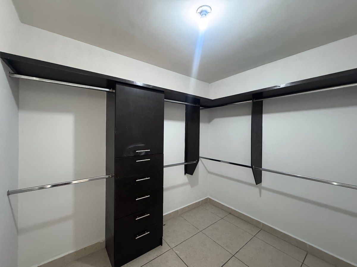 Casa em Altabrisa, Apodaca, foto 5 de 17