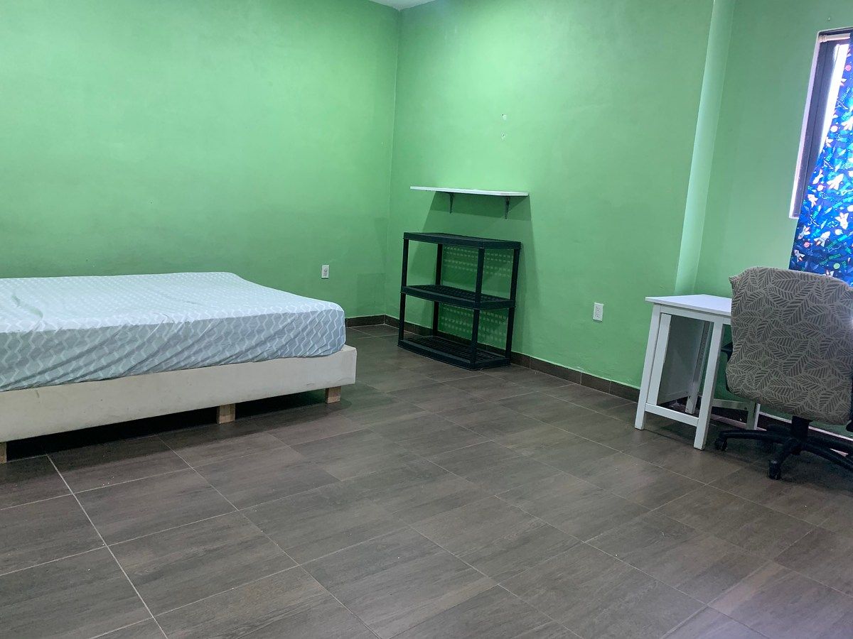 17 of 17: Cámara secundaria.