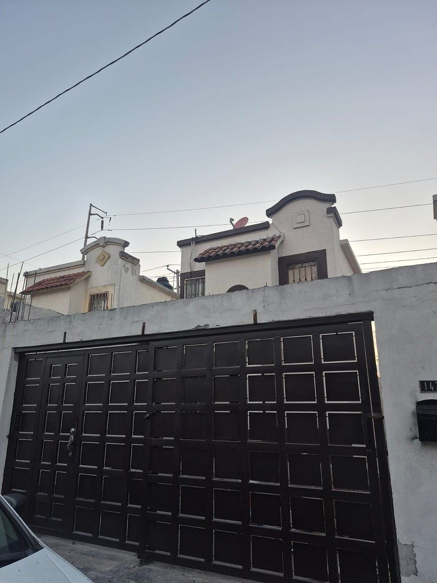 CASA EN VENTA EN URBIVILLA COLONIAL, MONTERREY. NUEVO LEON - foto 2
