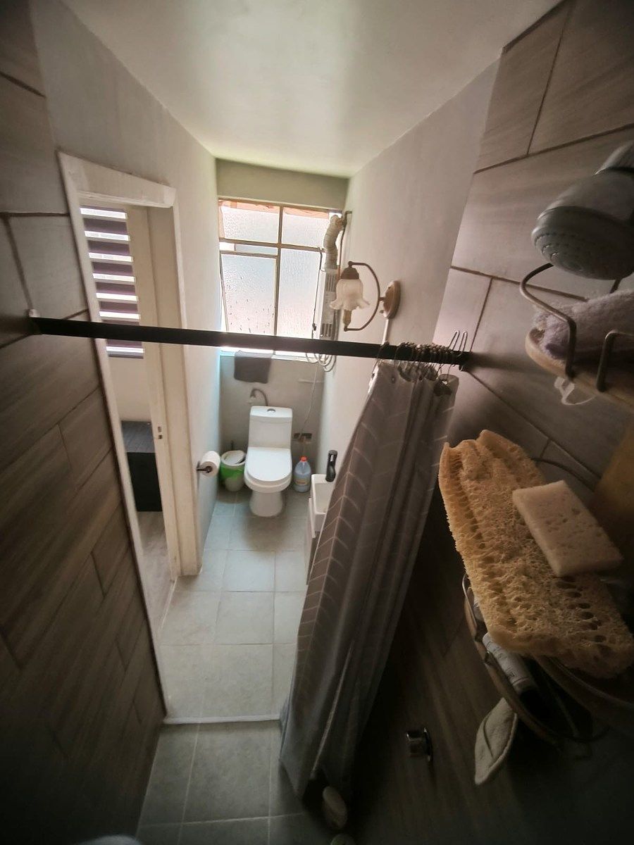 12 de 12: Baño completo con ventilación natural