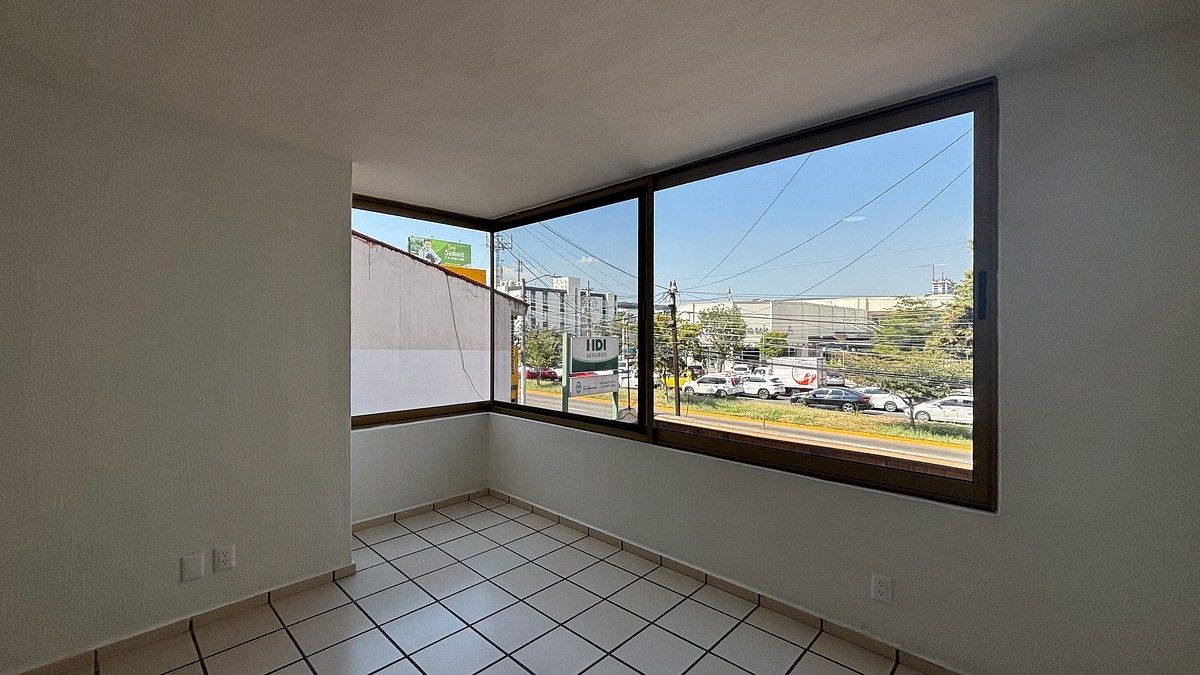 9 de 43: Vista hacia el frente