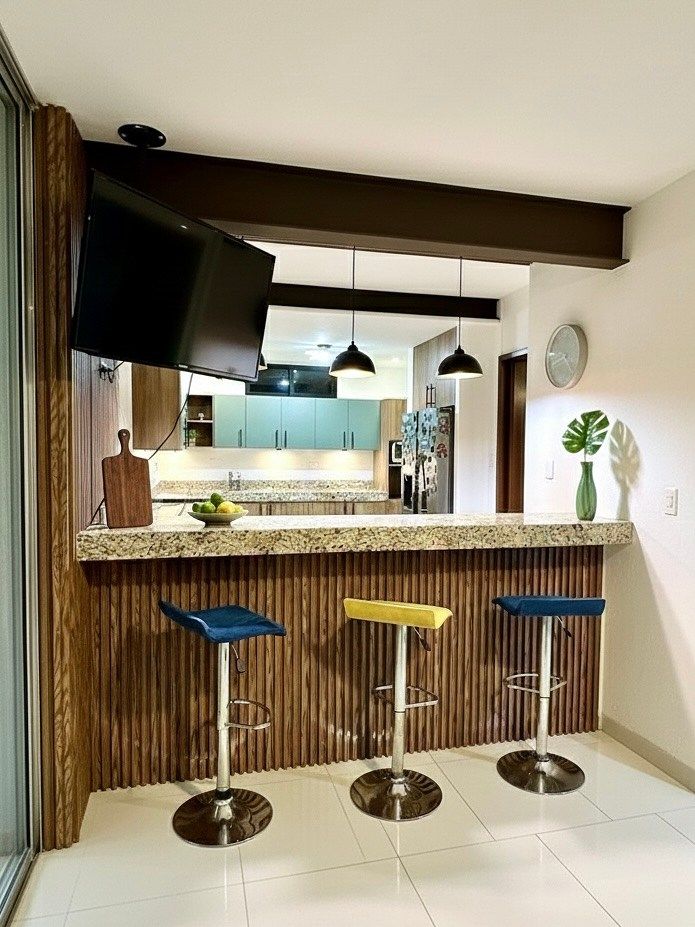 CASA EN VENTA A UNAS CUADRAS DE GARCÍA LAVIN - foto 2