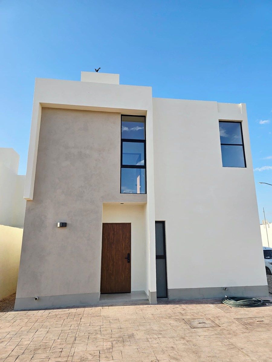 1 de 13: Fachada principal