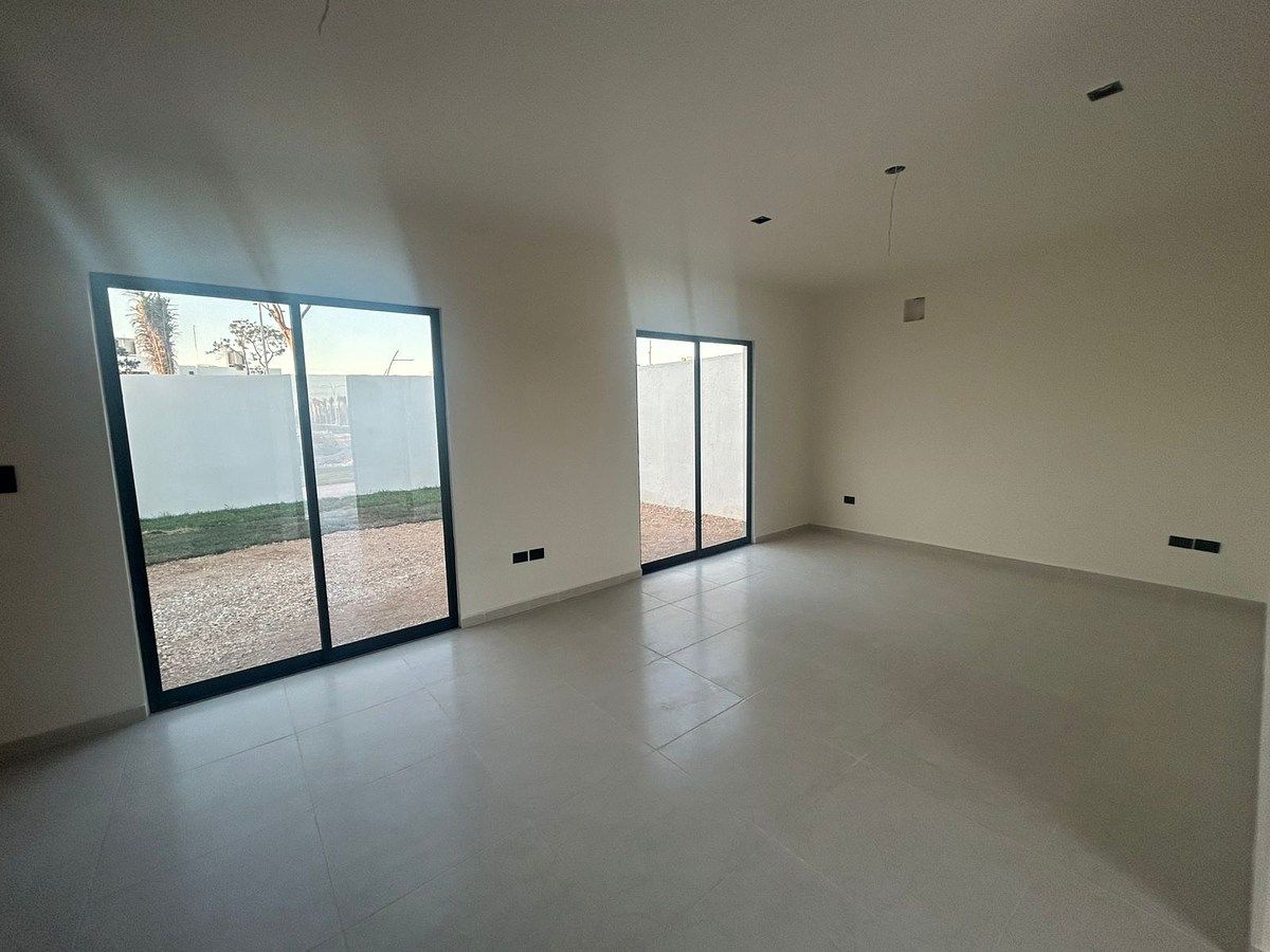 3 de 13: Sala - Comedor