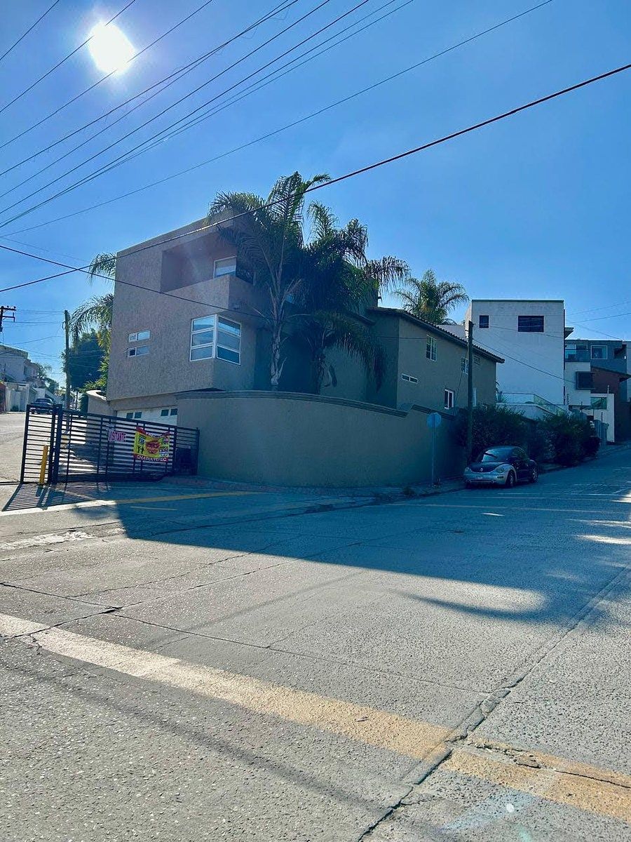Casa en Venta en Zona Dorada – Tijuana