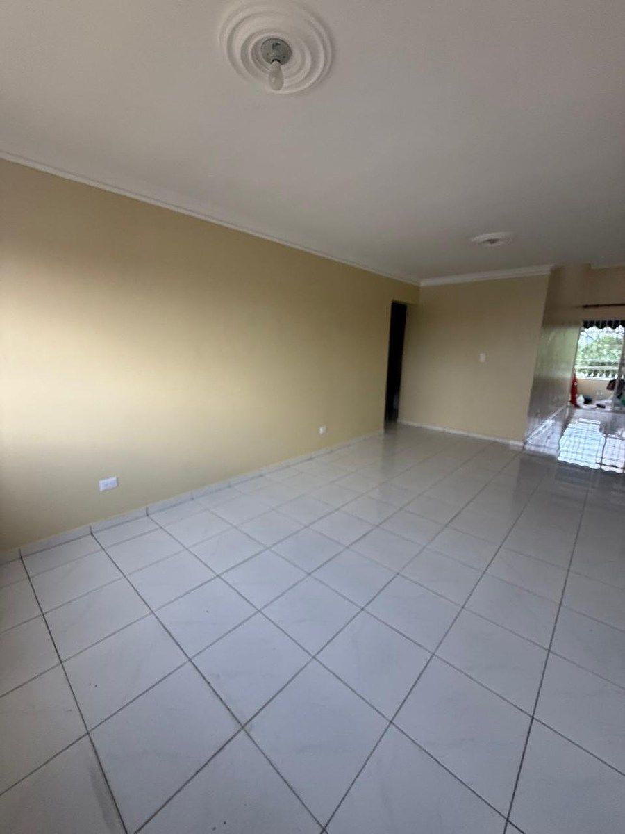 2 de 6: SALA COMEDOR