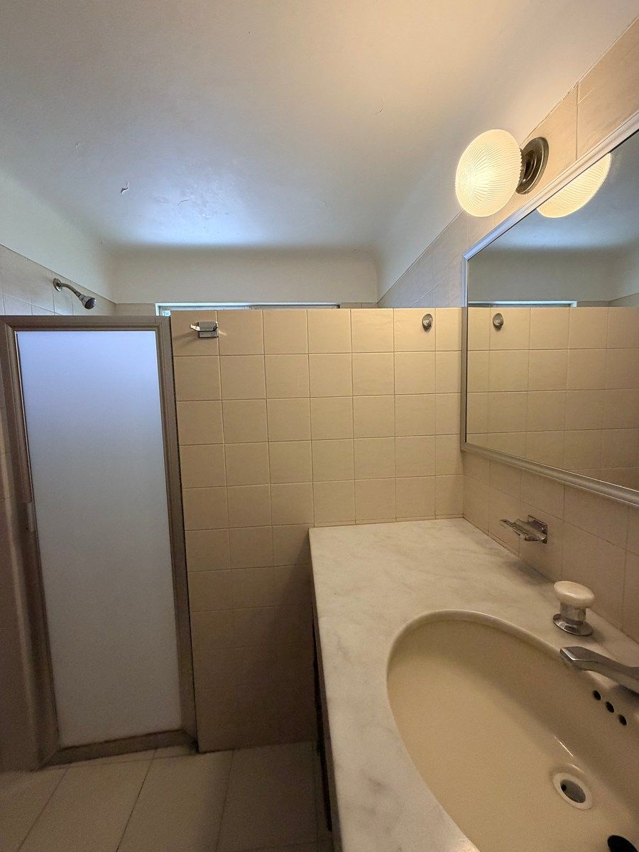 32 de 36: BAÑO RECAMARA SECUNDARIA