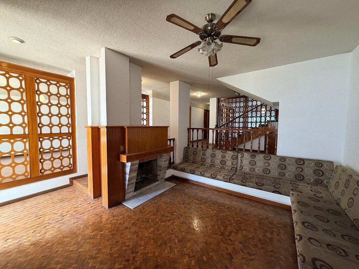 12 de 36: SALA DE TV