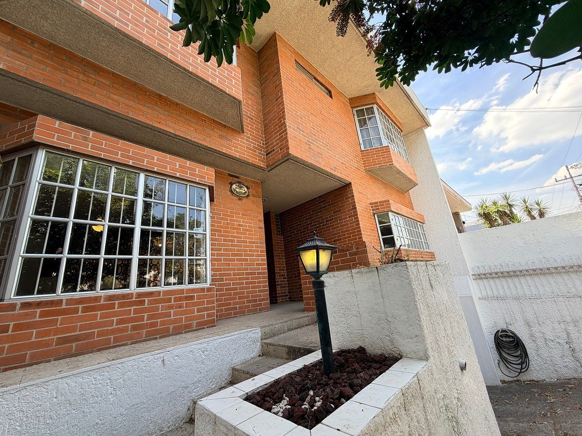 4 de 36: INGRESO PRINCIPAL