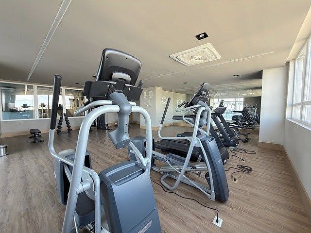 17 de 20: AMENIDADES: Gimnasio