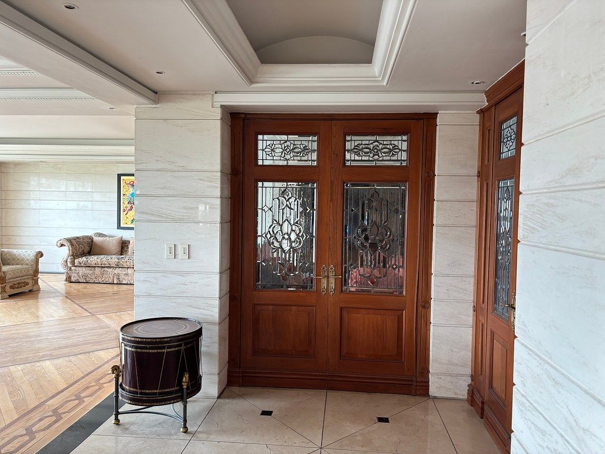 11 of 29: Entrada Family, oficina o cuarto de juegos