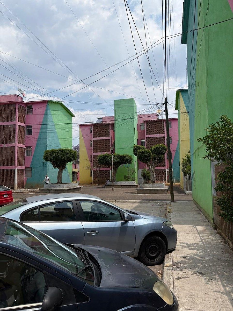 21 de 24: estacionamiento