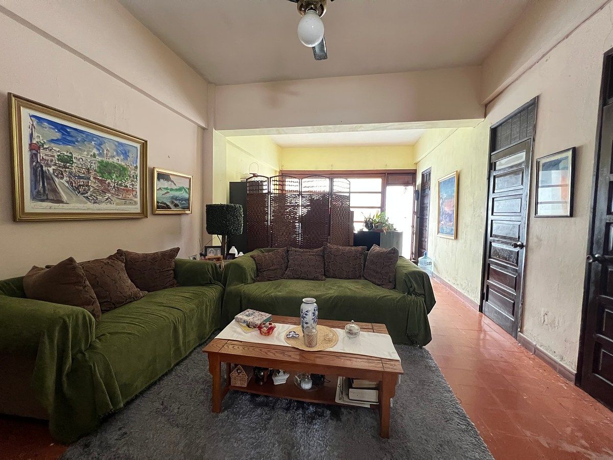 Encantadora Propiedad con Alto Potencial Turístico en Zona Colonial – Calle Padr, foto 1 de 16