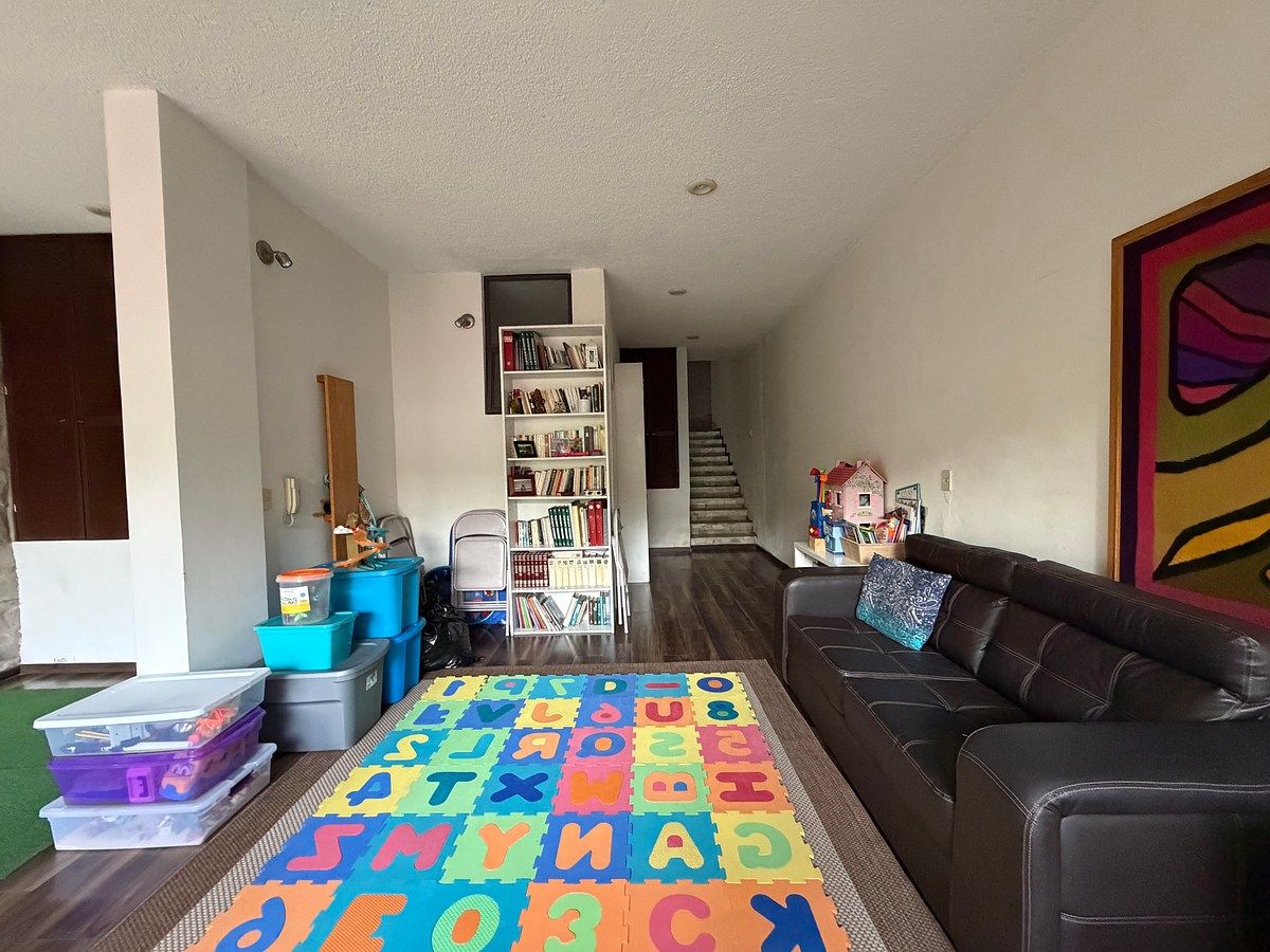 7 de 33: Salón de fiestas