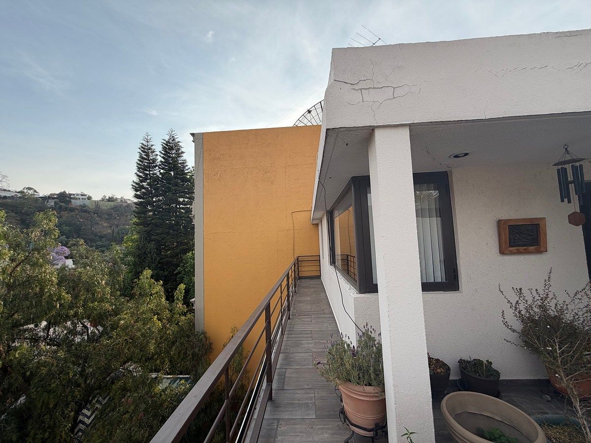 19 de 33: Balcón en cada nivel