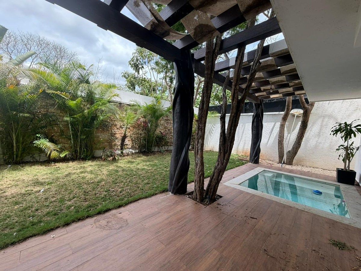Casa en Venta en Privada en Temozon Norte - foto 4