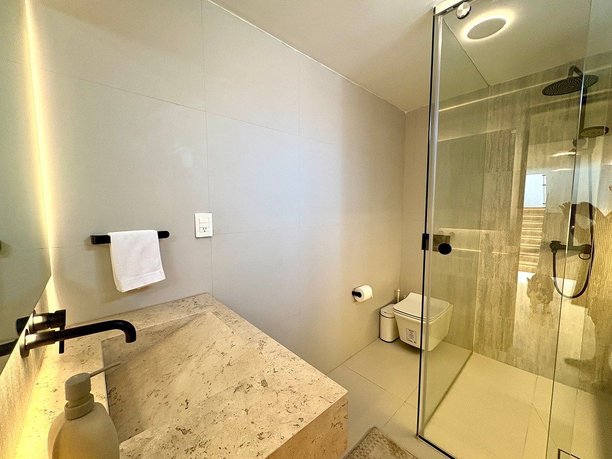 16 of 23: BAÑO REC SECUNDARIA