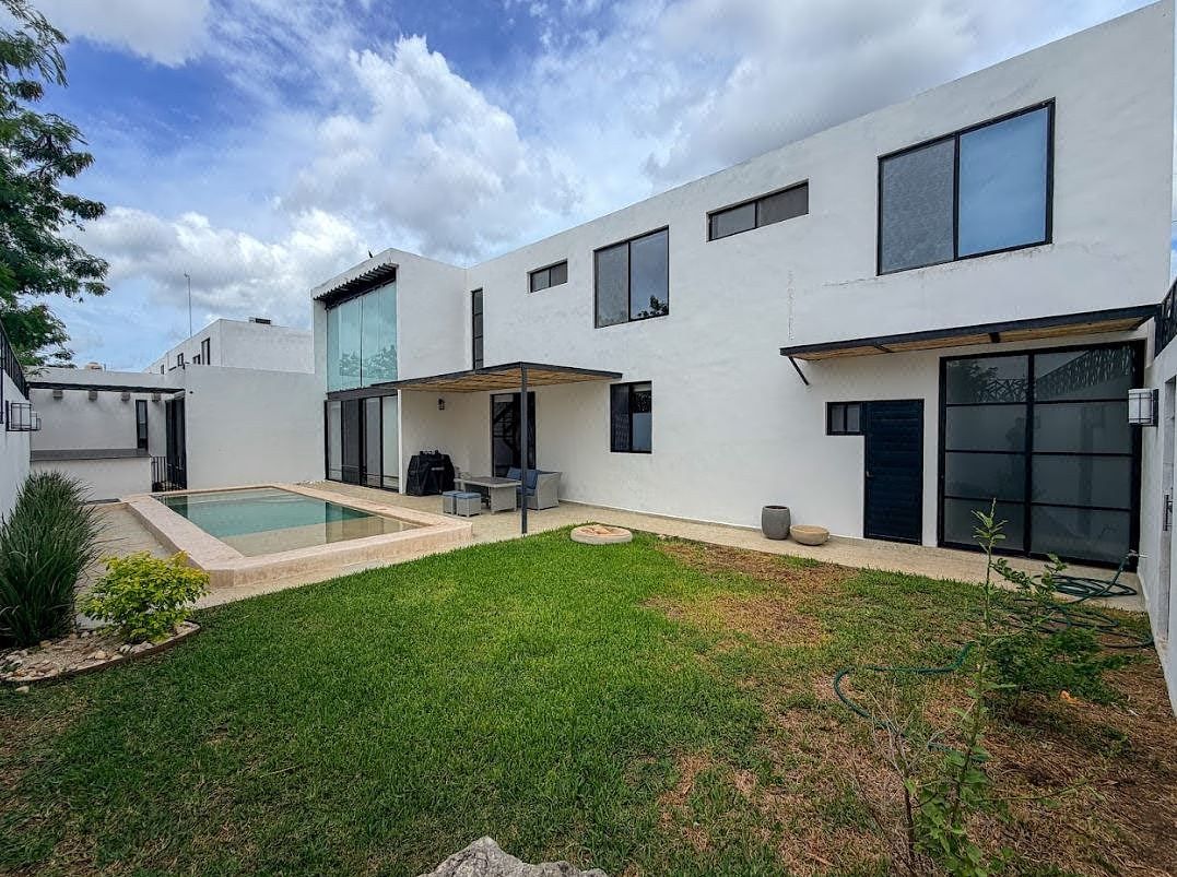 Casa en Esquina y Paneles en Dzitya, Venta , Merida
