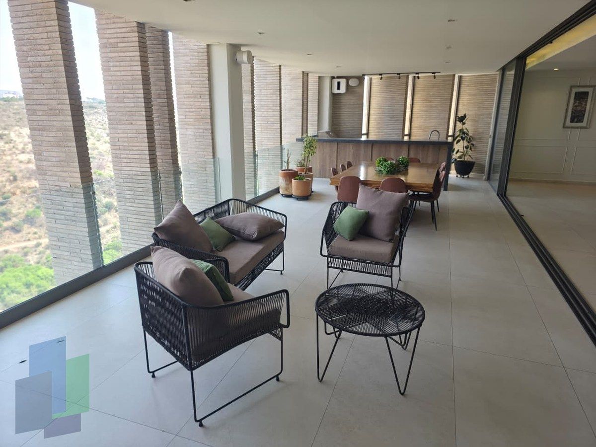 6 de 42: terraza con área de asador