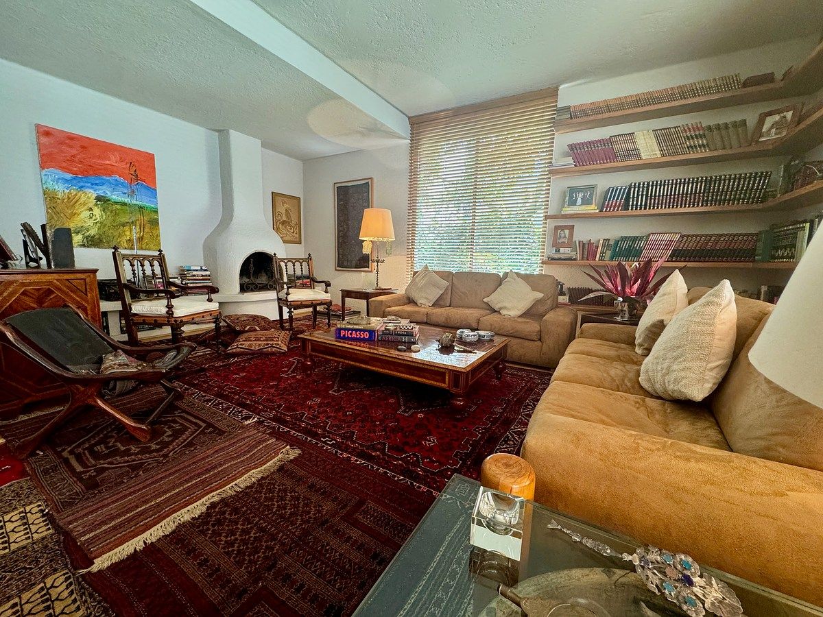 1 de 19: sala con chimenea