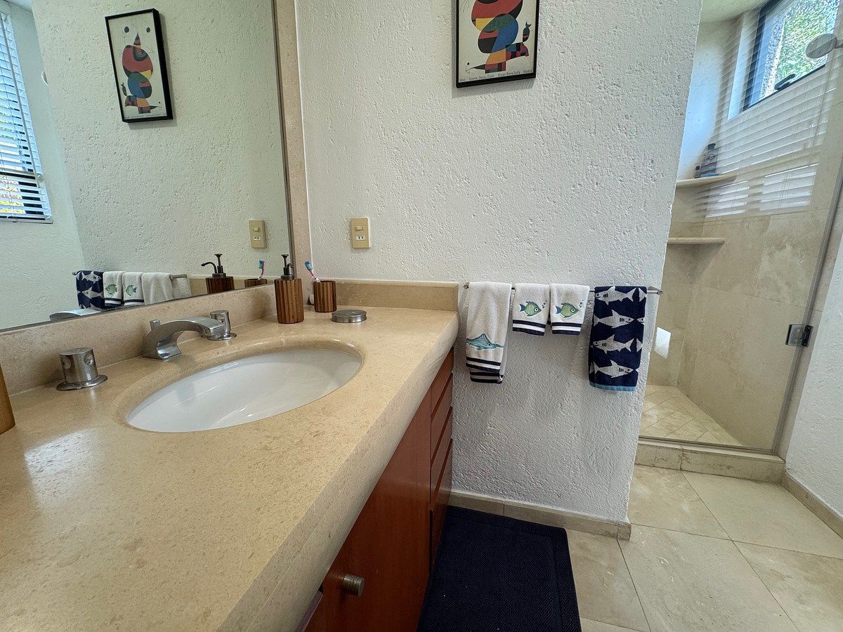 14 de 19: baño secundario