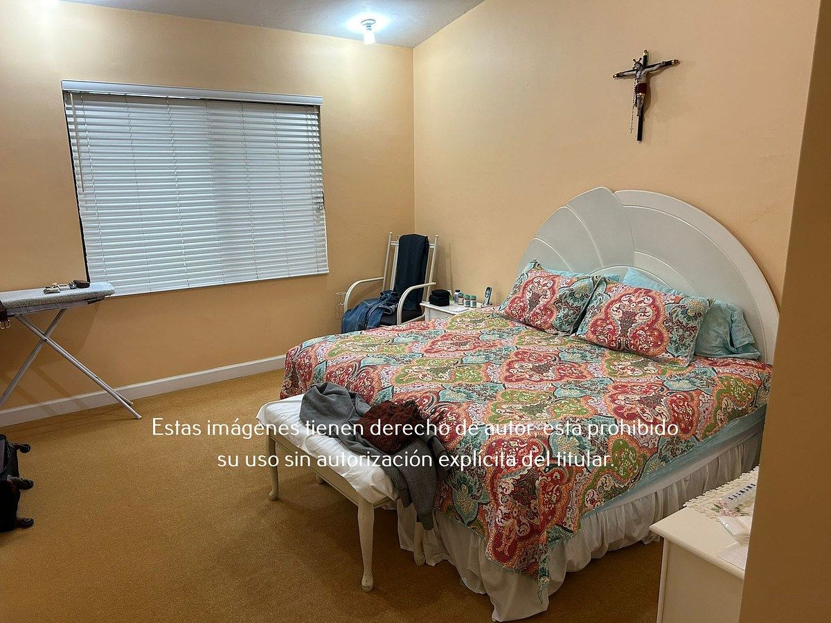 7 de 16: Casa en Venta en Av. Alfonso Reyes – Ubicación Estratégica c