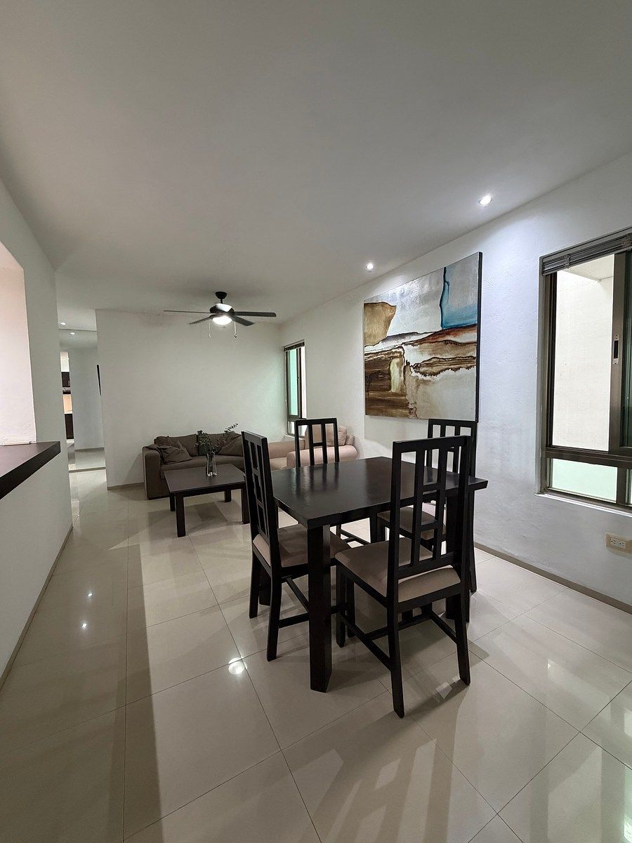 Apartamento de 2 Quartos para Alugar no Bairro Montebello, foto 1 de 18